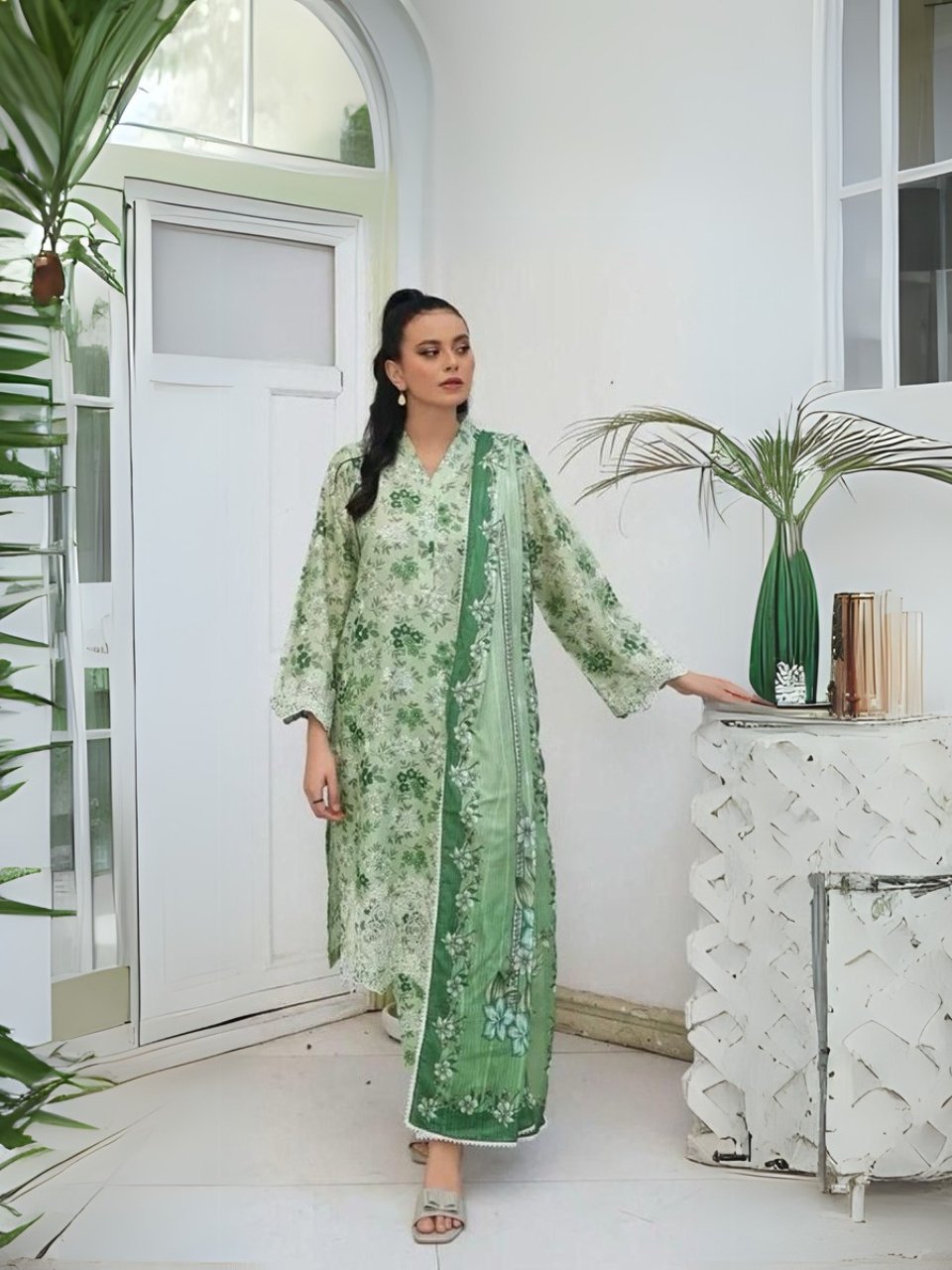 women wear Khaadi Lawn 3 Piece Suit | Colour-Green