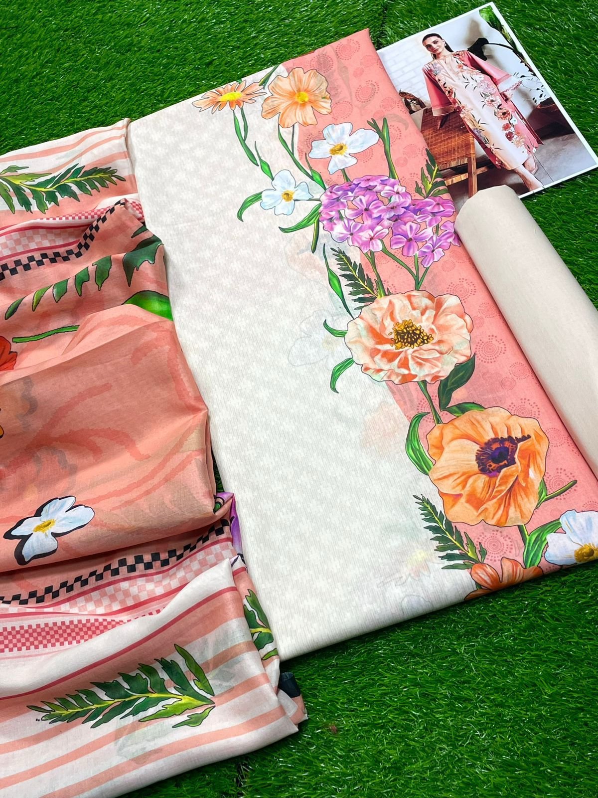 Kayseria Lawn Unstitched 3 Piece Suit | Colour-Soft Peach Kayseria Lawn Unstitched 3 Piece Suit | Colour-Soft Peach