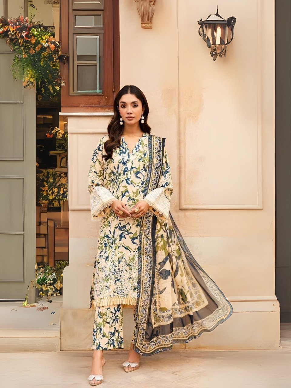 women wear Khaadi Lawn 3 Piece Suit | Colour-Yellow women wear Khaadi Lawn 3 Piece Suit | Colour-Yellow