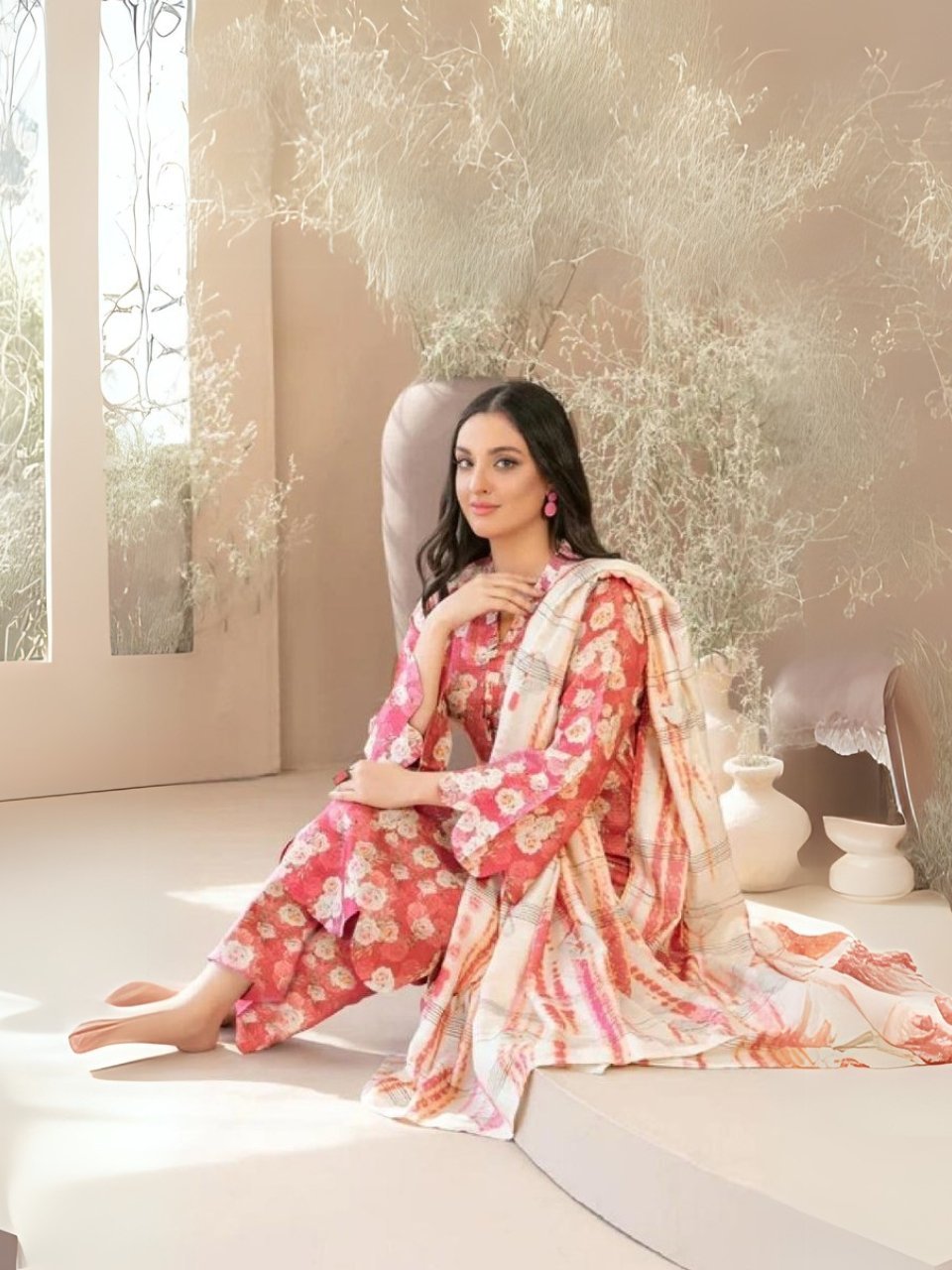 women wear Tawakkal Lawn 3 Piece Suit | Colour-Red