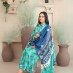 women wear Tawakkal Lawn 3 Piece Suit | Colour-Greeny Blue