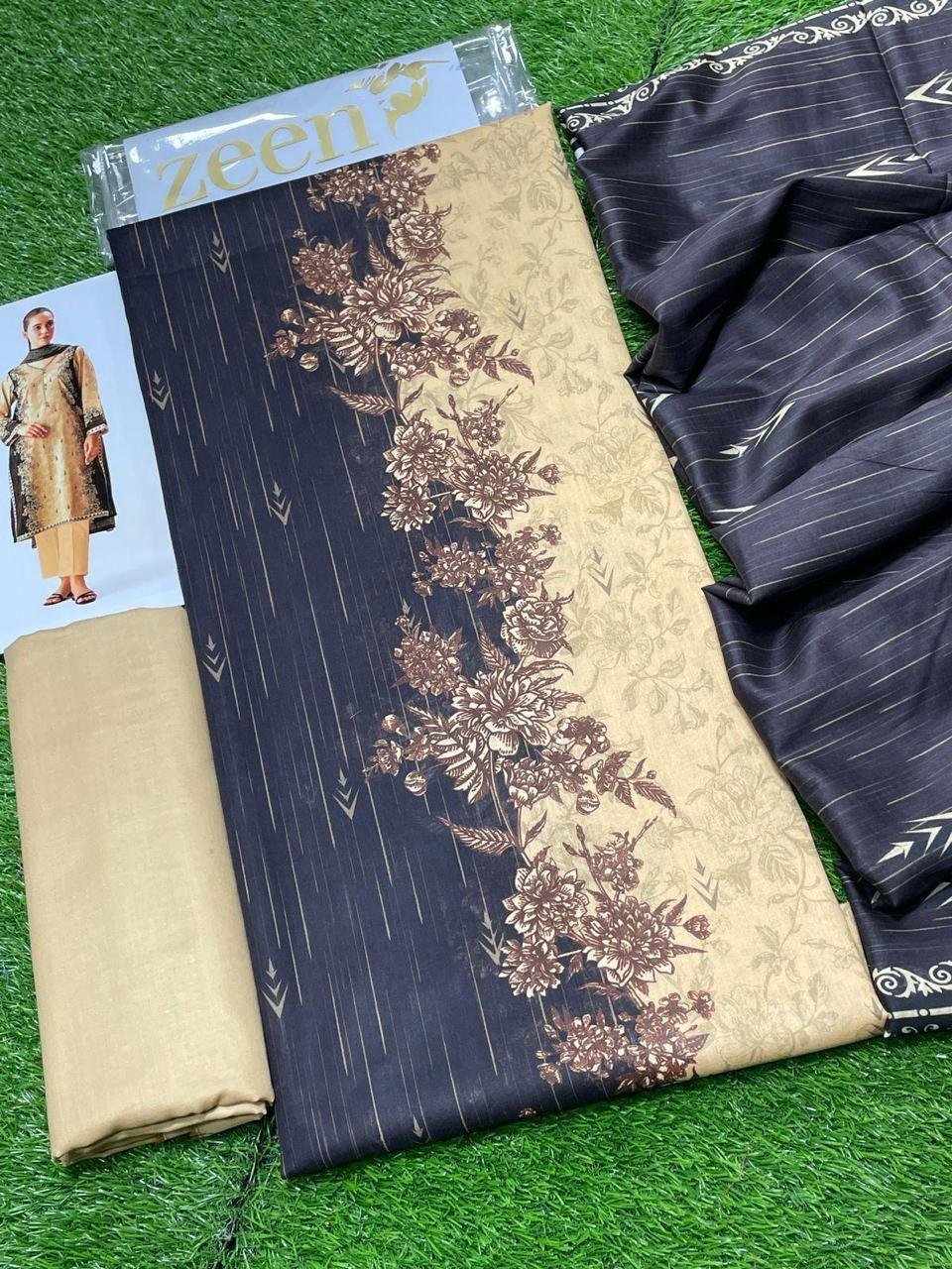 Zeen Lawn Unstitched 3 Piece Suit | Colour-Peach Puff Zeen Lawn Unstitched 3 Piece Suit | Colour-Peach Puff