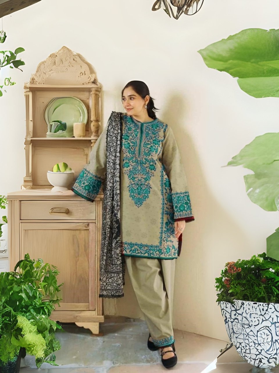 2-12-1.jpgwomen wear Maria B Lawn 3 Piece Suit | Colour-Green Smoke women wear Maria B Lawn 3 Piece Suit | Colour-Green Smoke