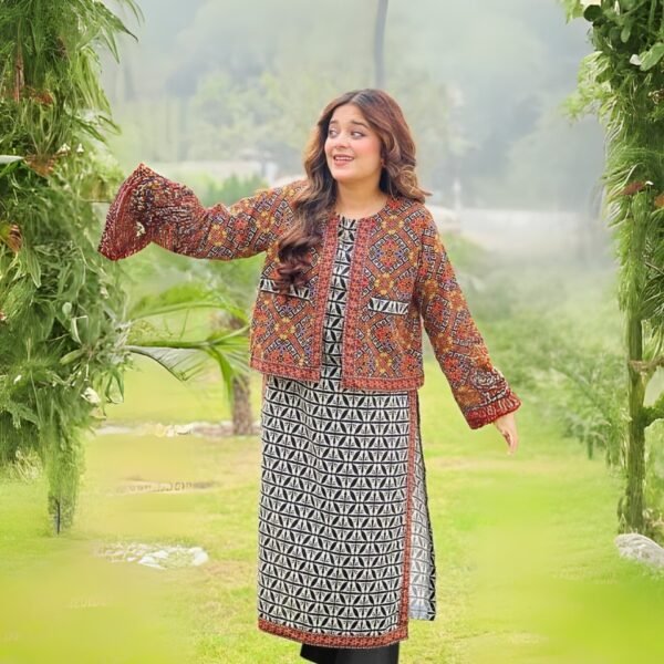 Women wear Khaadi Lawn 3 Piece Suit | Colour-Greenish Olive