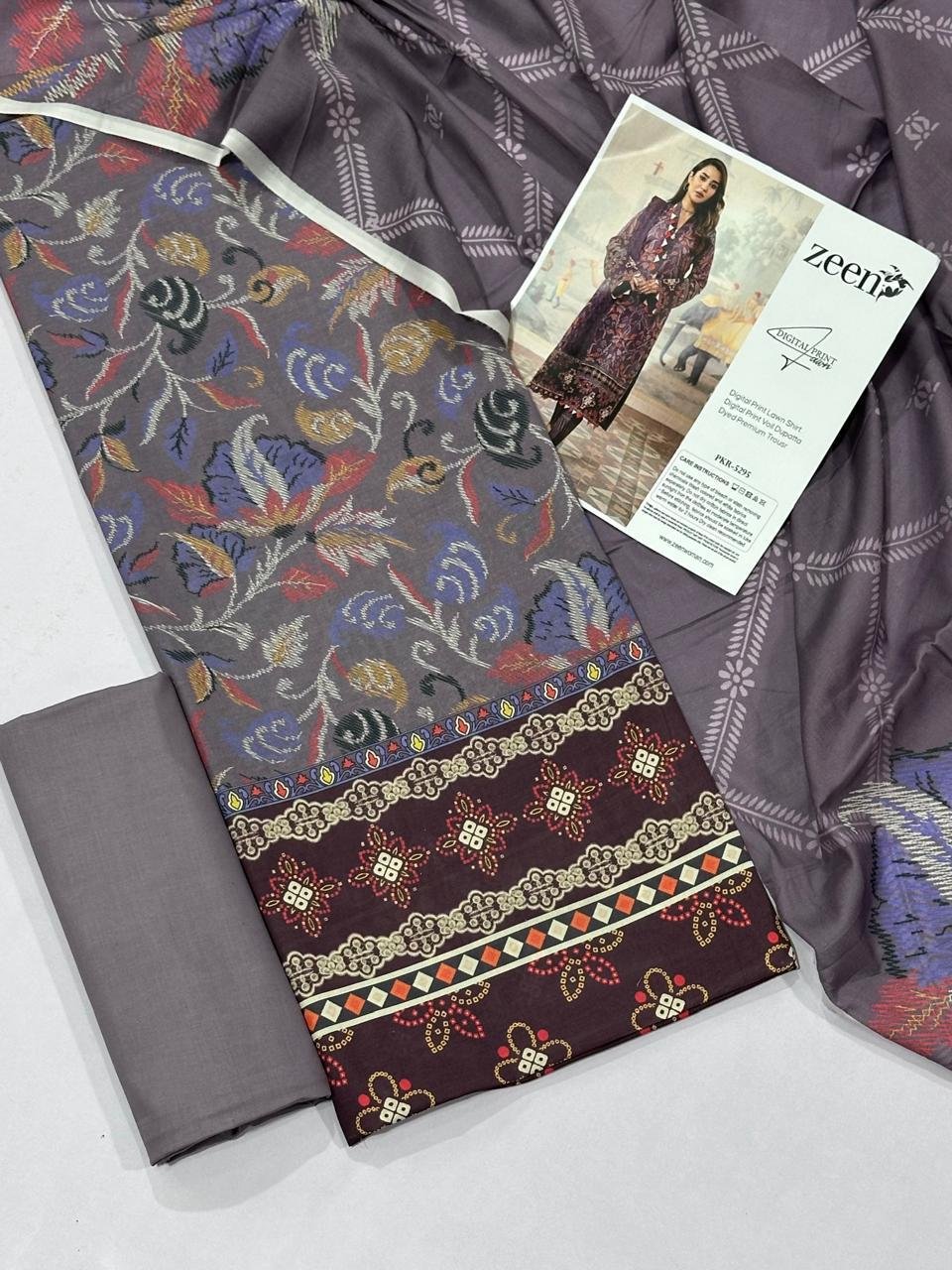 Zeen Lawn Unstitched 3 Piece Suit | Colour-Smokey Grey