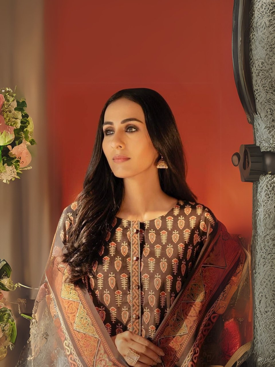 Women wear Zeen Lawn Unstitched 3 Piece Suit | Colour-Greyish Brown