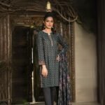 Women wear Zeen Lawn 3 Piece Suit | Colour-Rangoon Green