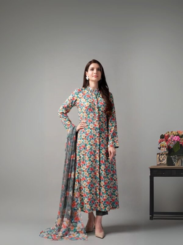 women wear Bareeze Lawn 3 Piece Suit | Colour-Dark Jungle Green Suit
