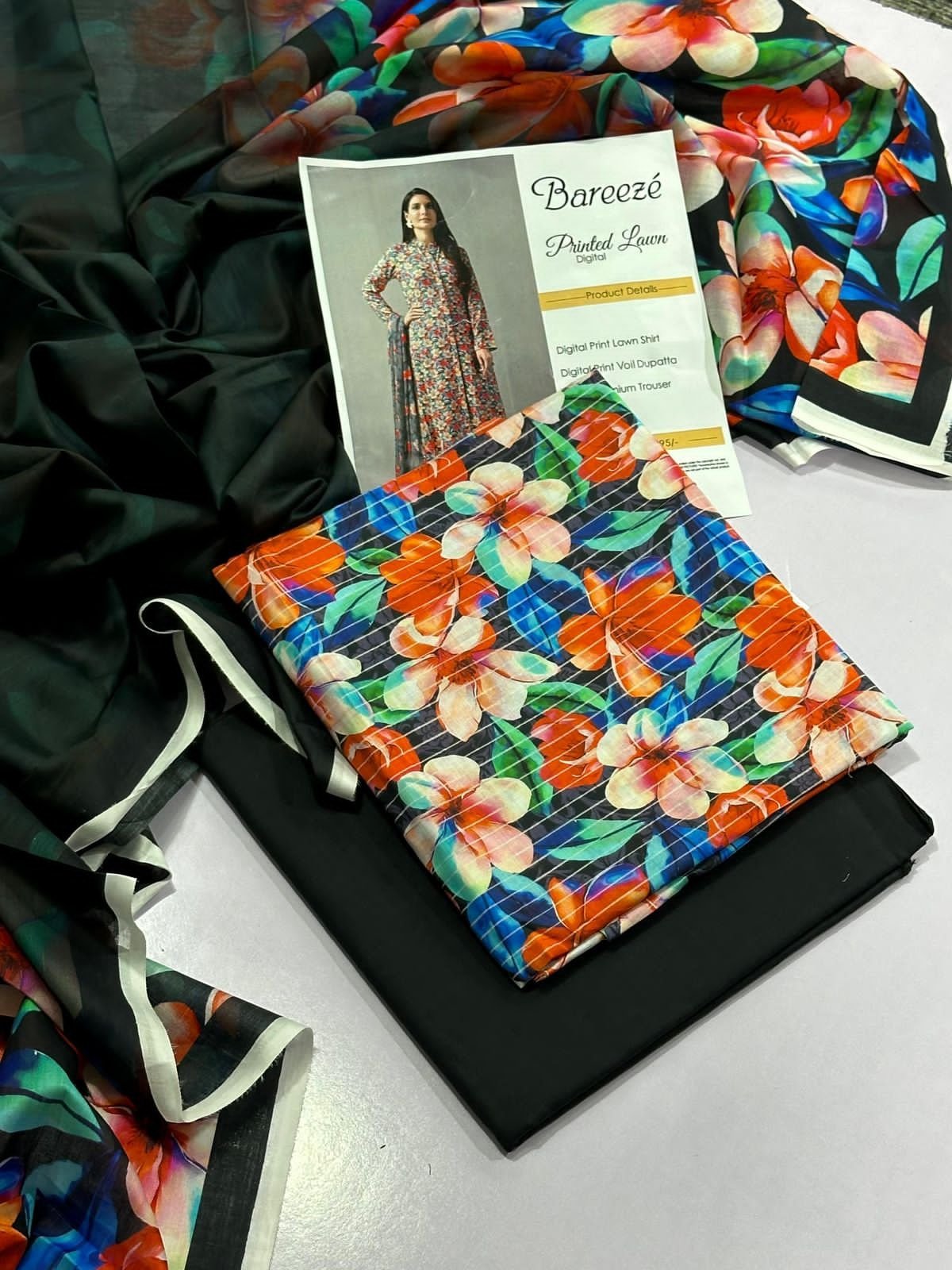 Bareeze Lawn Unstitched 3 Piece Suit | Colour-Dark Jungle Green Suit