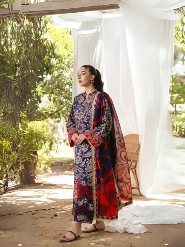women wear Zainab Chottani Lawn 3 Piece Suit | Colour- Bight Grey