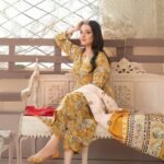 women wear Tawakkal Lawn 3 Piece Suit | Colour- Dark Golden