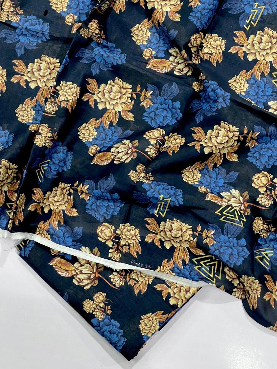 Bint e Naz Lawn Unstitched 2 Piece Suit | Colour-Blue Zodiac