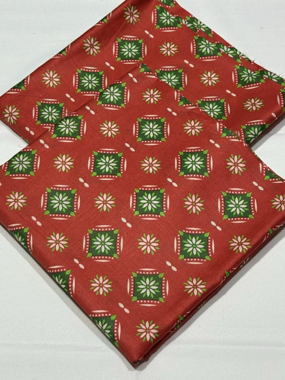 Bint e Naz Lawn Unstitched 2 Piece Suit | Colour-Brownish Red