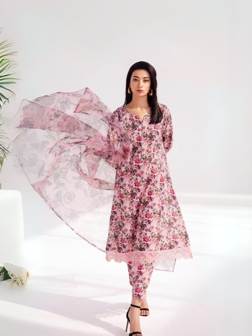 women wear Edenrobe Women Allure Lawn 3 Piece Suit | Colour-Pink Rose women wear Edenrobe Women Allure Lawn 3 Piece Suit | Colour-Pink Rose