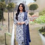women ear Asim Jofa Lawn Fabric 3 Piece Suit | Colour- Light Gray Blue