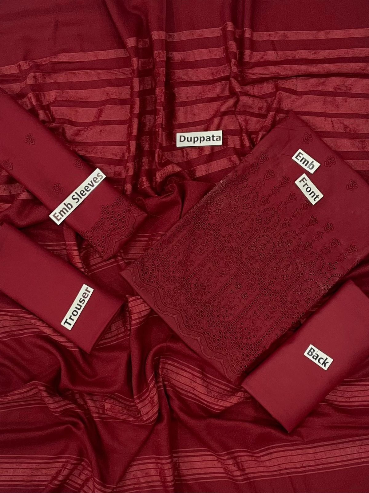 Bint-e-Naz Embroidered Unstitched 3 Piece Suit in Pinkish Red Bint-e-Naz Embroidered Unstitched 3 Piece Suit in Pinkish Red