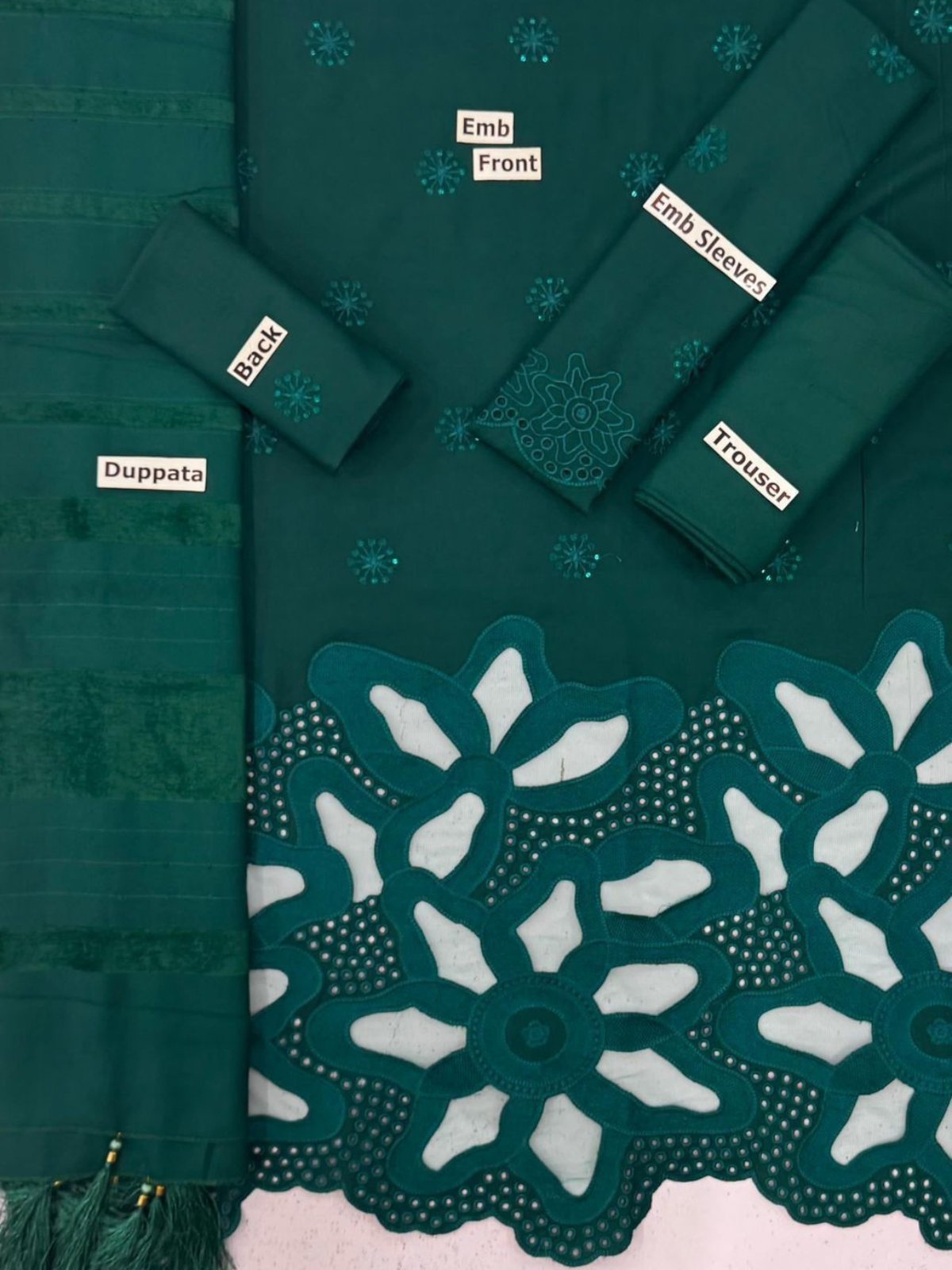 Bint-e-Naz Embroidered Unstitched 3 Piece Suit in Deep Bint-e-Naz Embroidered Unstitched 3 Piece Suit in Deep