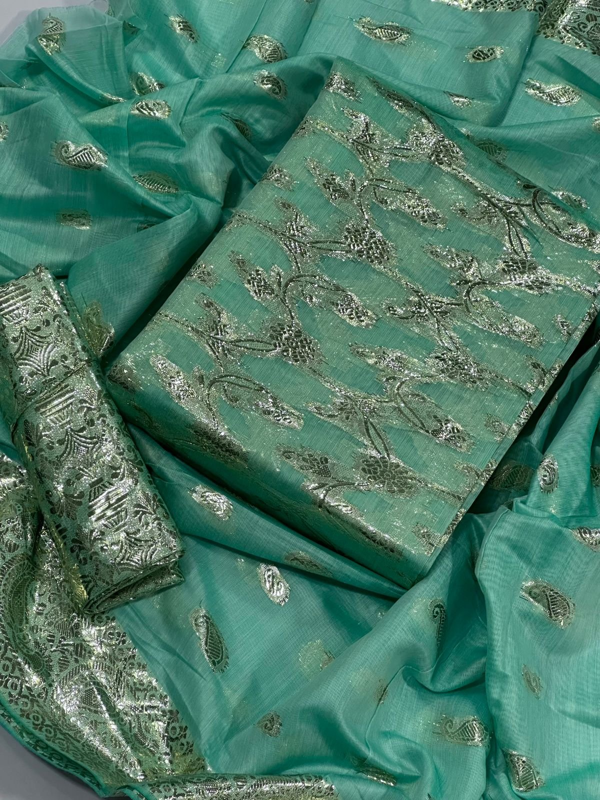 Bint-e-Naz Lawn Unstitched 2 Piece Suit in Dusty Teal