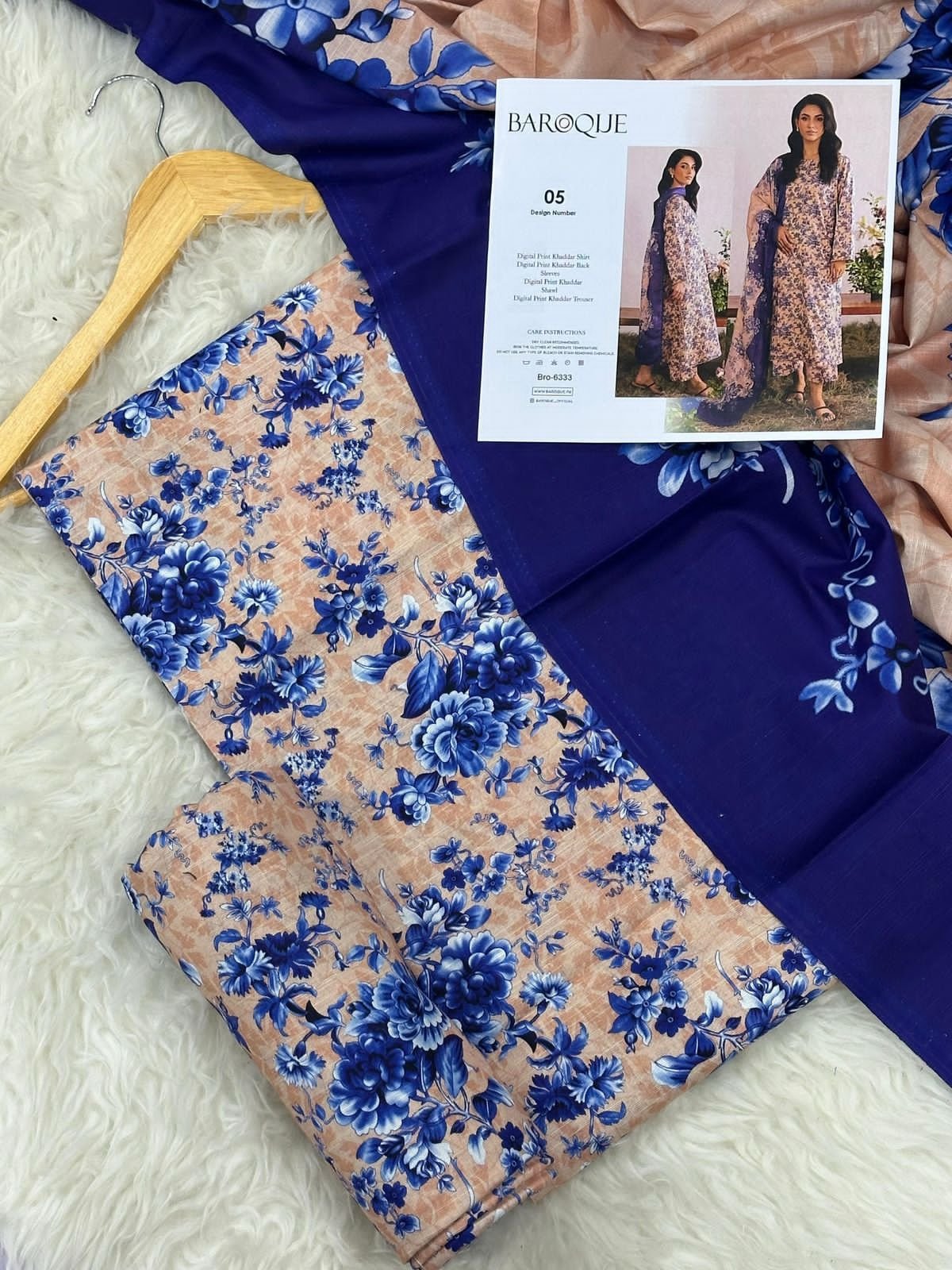 Khaddar Unstitched 3 Piece Suit in Pinkish Tan Baroque Khaddar Unstitched 3 Piece Suit in Pinkish Tan