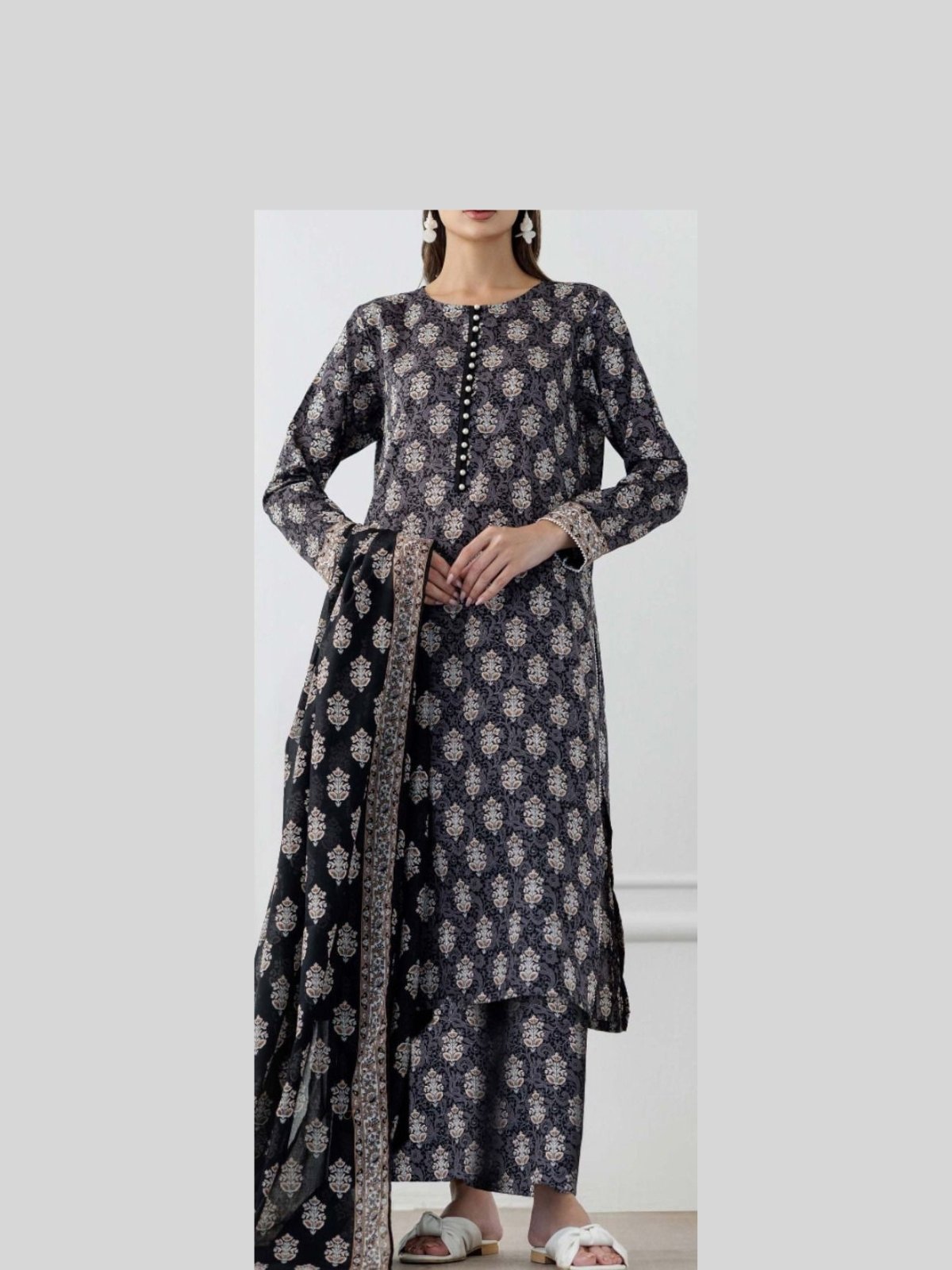 Model Wearing Digital Print Khaddar Suit in Black