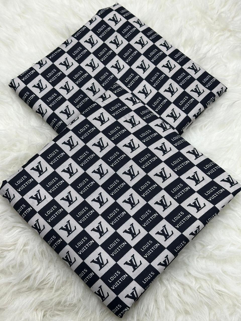 Khaddar Unstitched 2 Piece Suit in Ash Grey