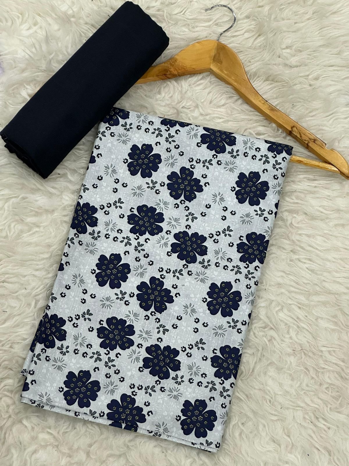 Khaddar Unstitched 2 Piece Suit in Light Grey